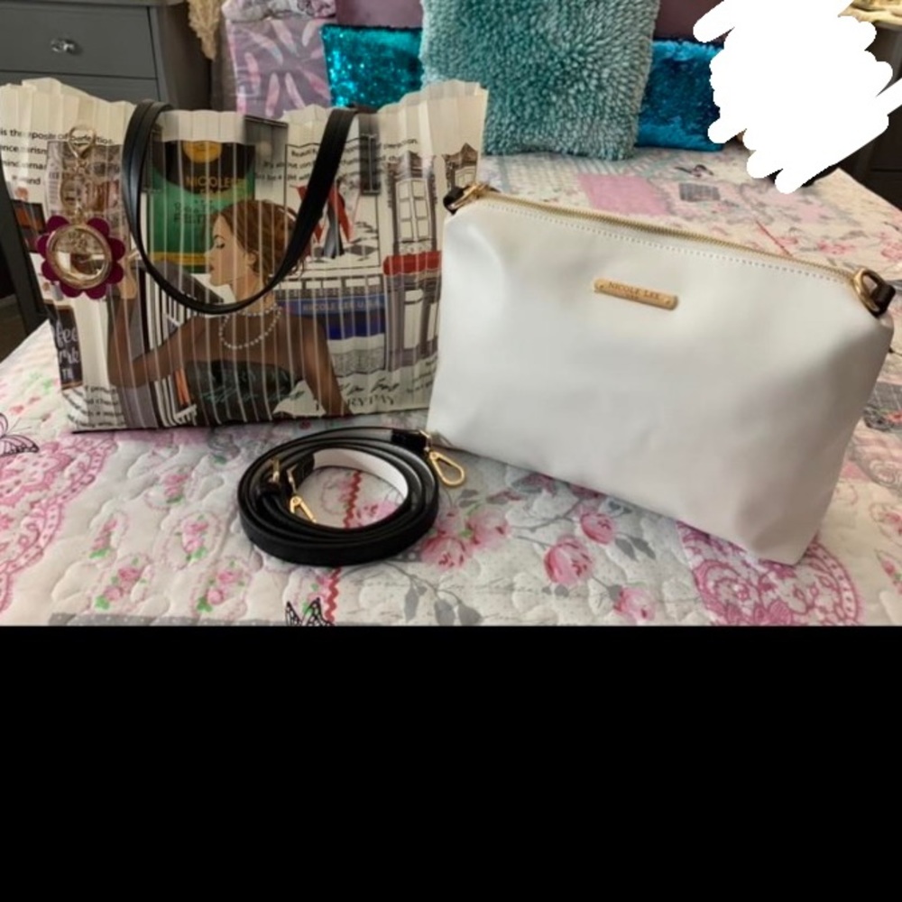 ‼️ SOLD ‼️Nicole Lee JELLY PRINTED MEDIUM SHOPPER BAG “FALLING IN LOVE”